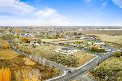 7838 NE Blue Jay Dr , Moses Lake, WA 98837 - Photo 11