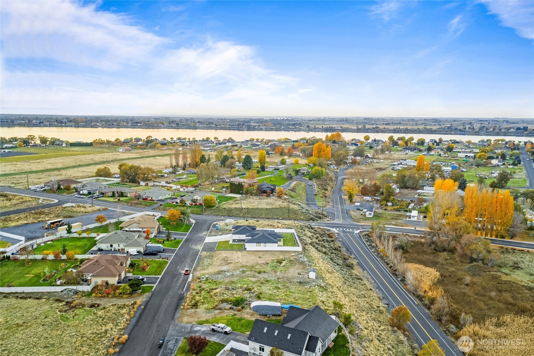 7838 NE Blue Jay Dr , Moses Lake, WA 98837