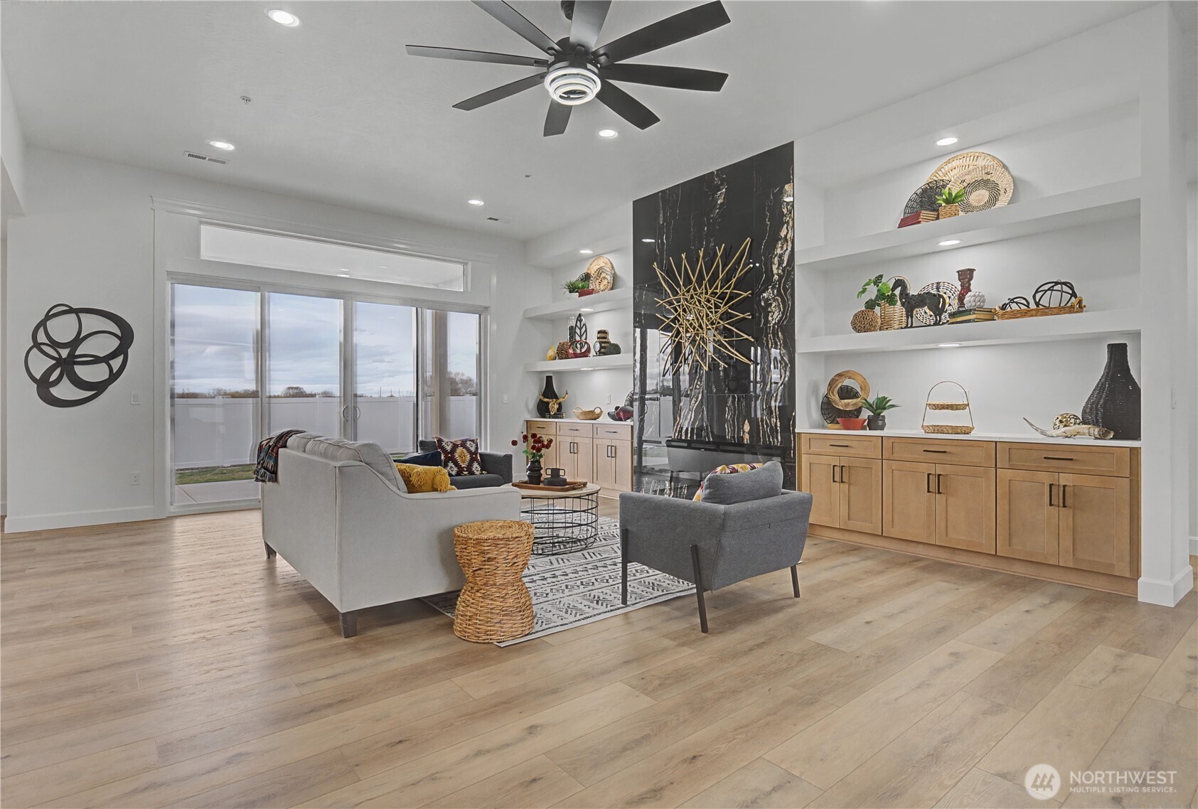 7838 NE Blue Jay Dr , Moses Lake, WA 98837