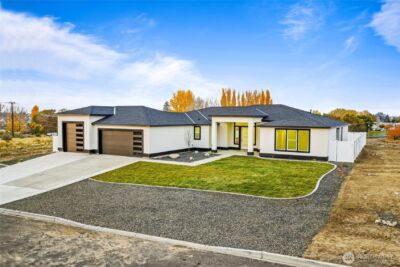 7838 NE Blue Jay Dr , Moses Lake, WA 98837 - Photo 4
