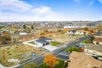 7838 NE Blue Jay Dr , Moses Lake, WA 98837 - Photo 6