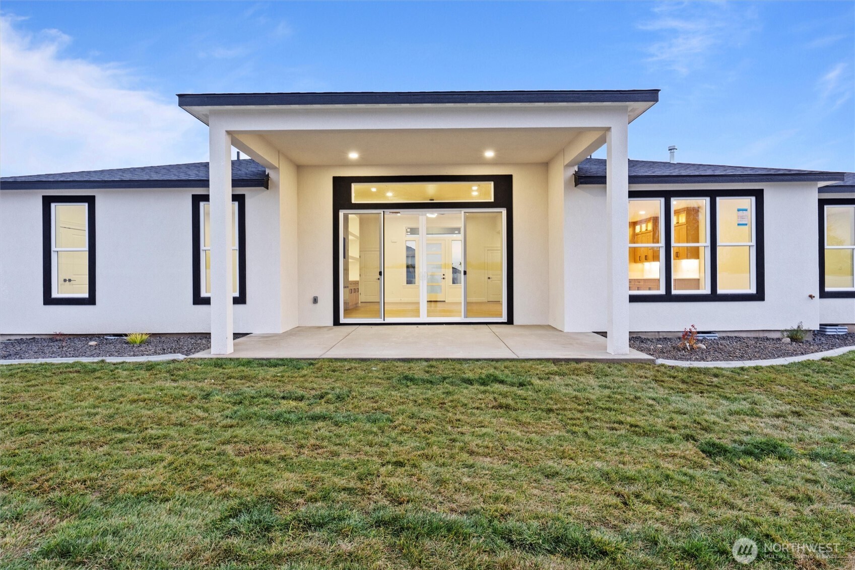 7838 NE Blue Jay Dr , Moses Lake, WA 98837