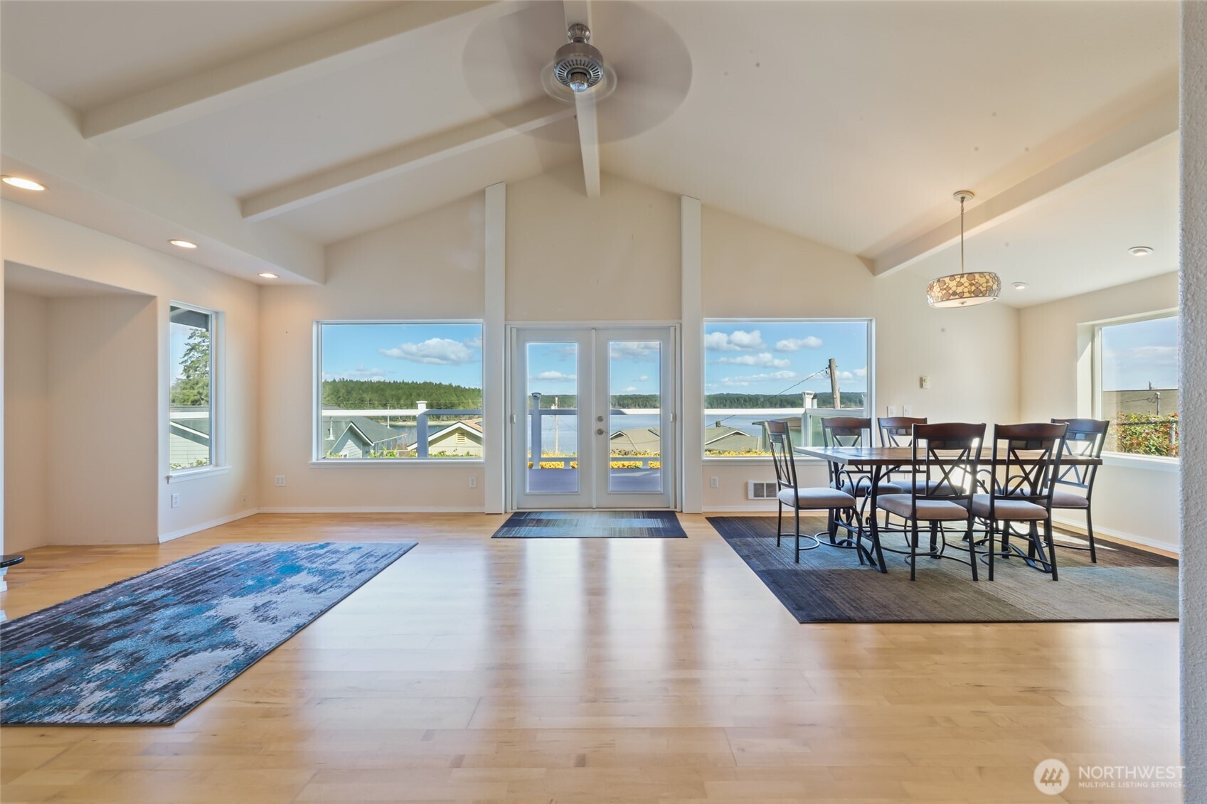 10128 Windward Drive NW, Olympia, WA 98502