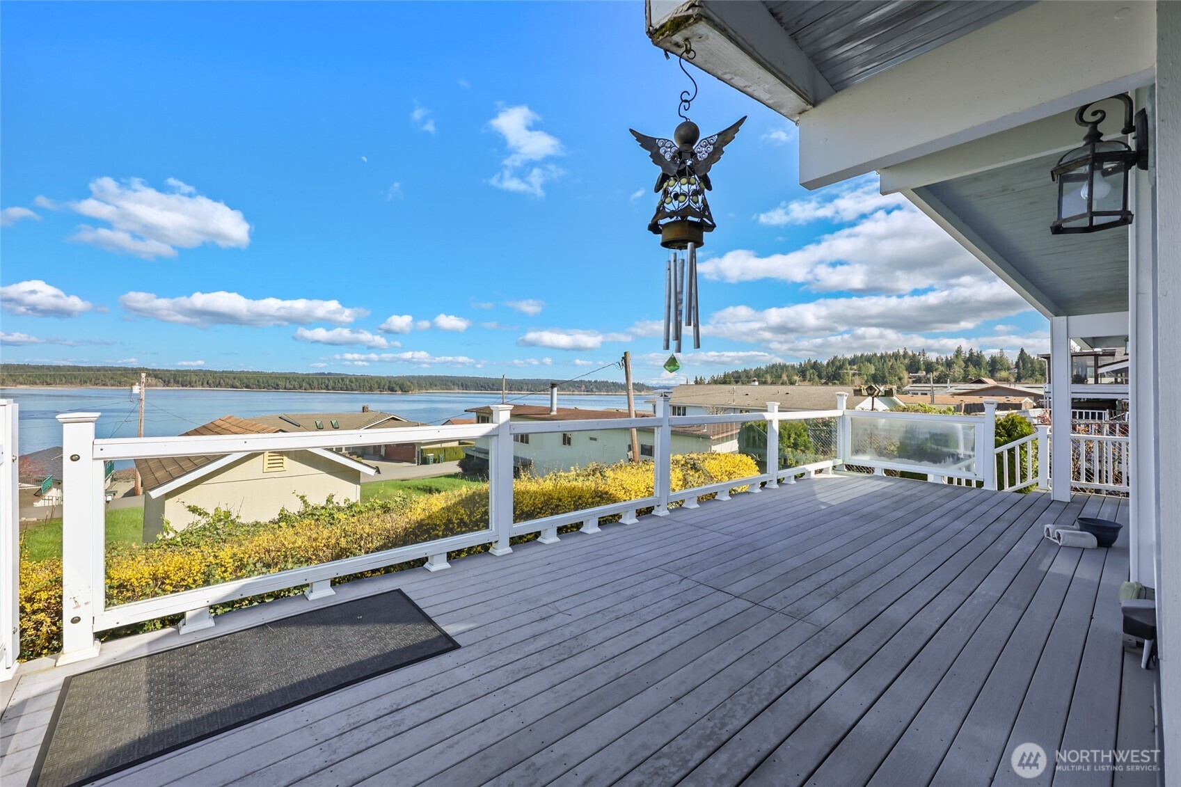 10128 Windward Drive NW, Olympia, WA 98502