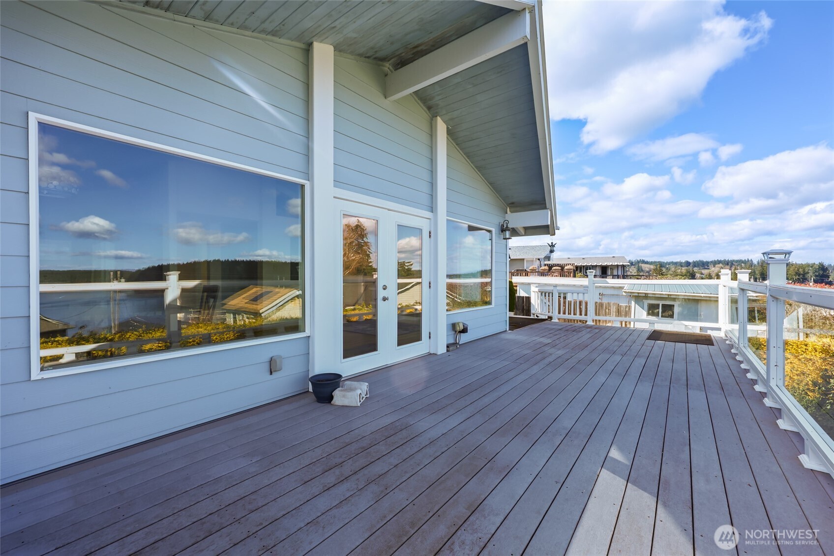 10128 Windward Drive NW, Olympia, WA 98502