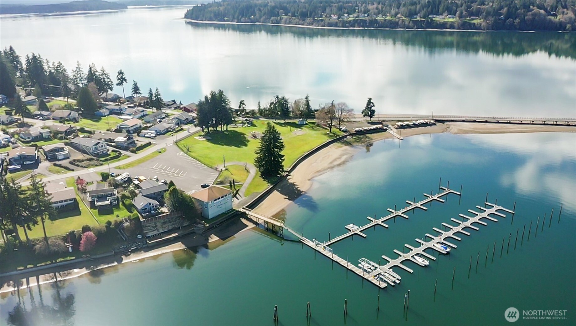 10128 Windward Drive NW, Olympia, WA 98502