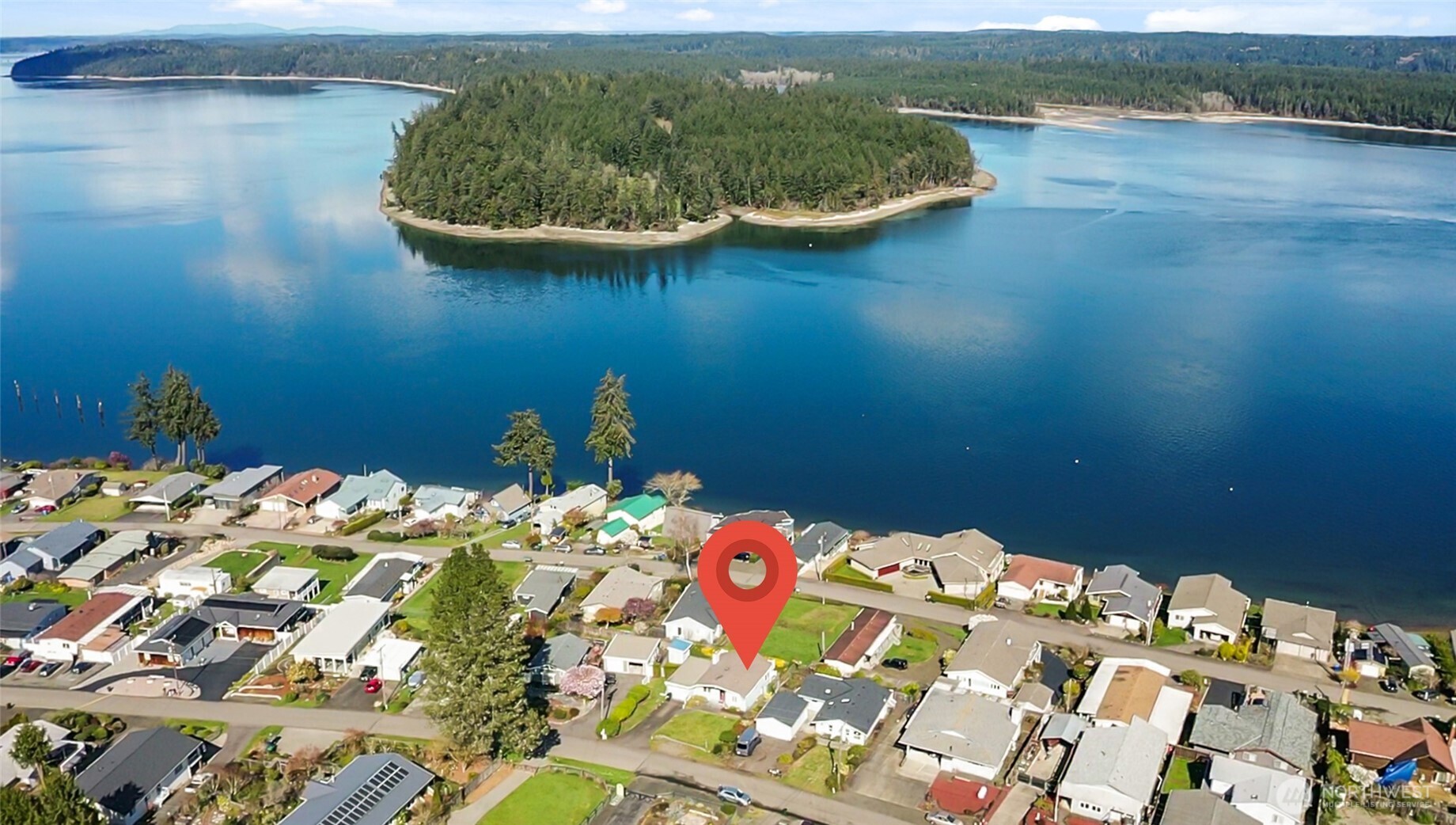 10128 Windward Drive NW, Olympia, WA 98502