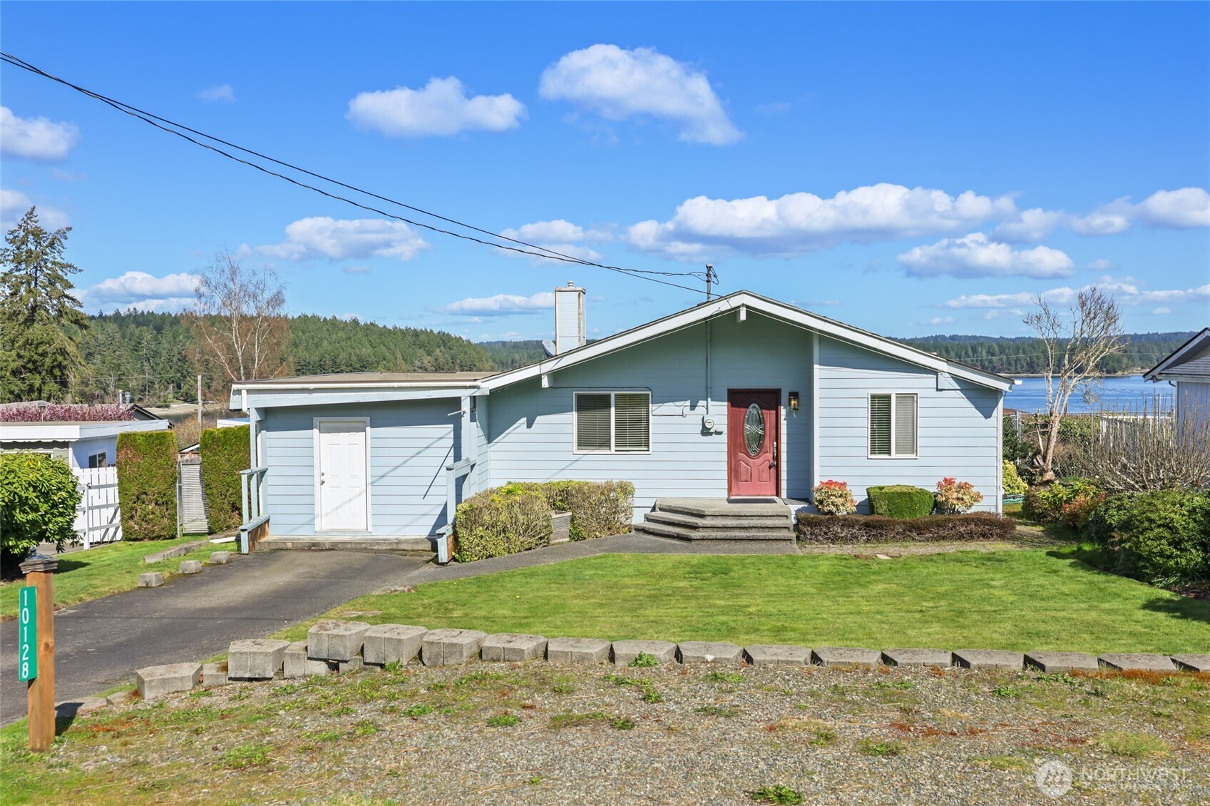 10128 Windward Drive NW, Olympia, WA 98502