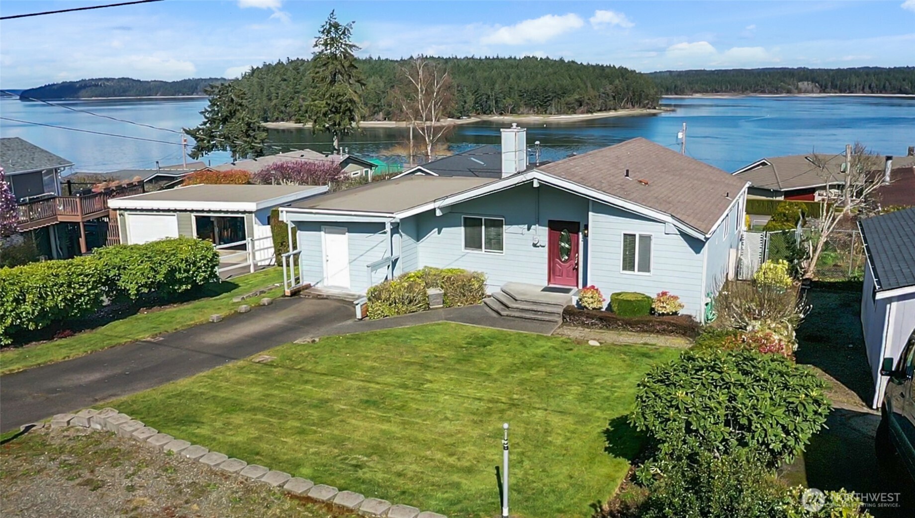 10128 Windward Drive NW, Olympia, WA 98502