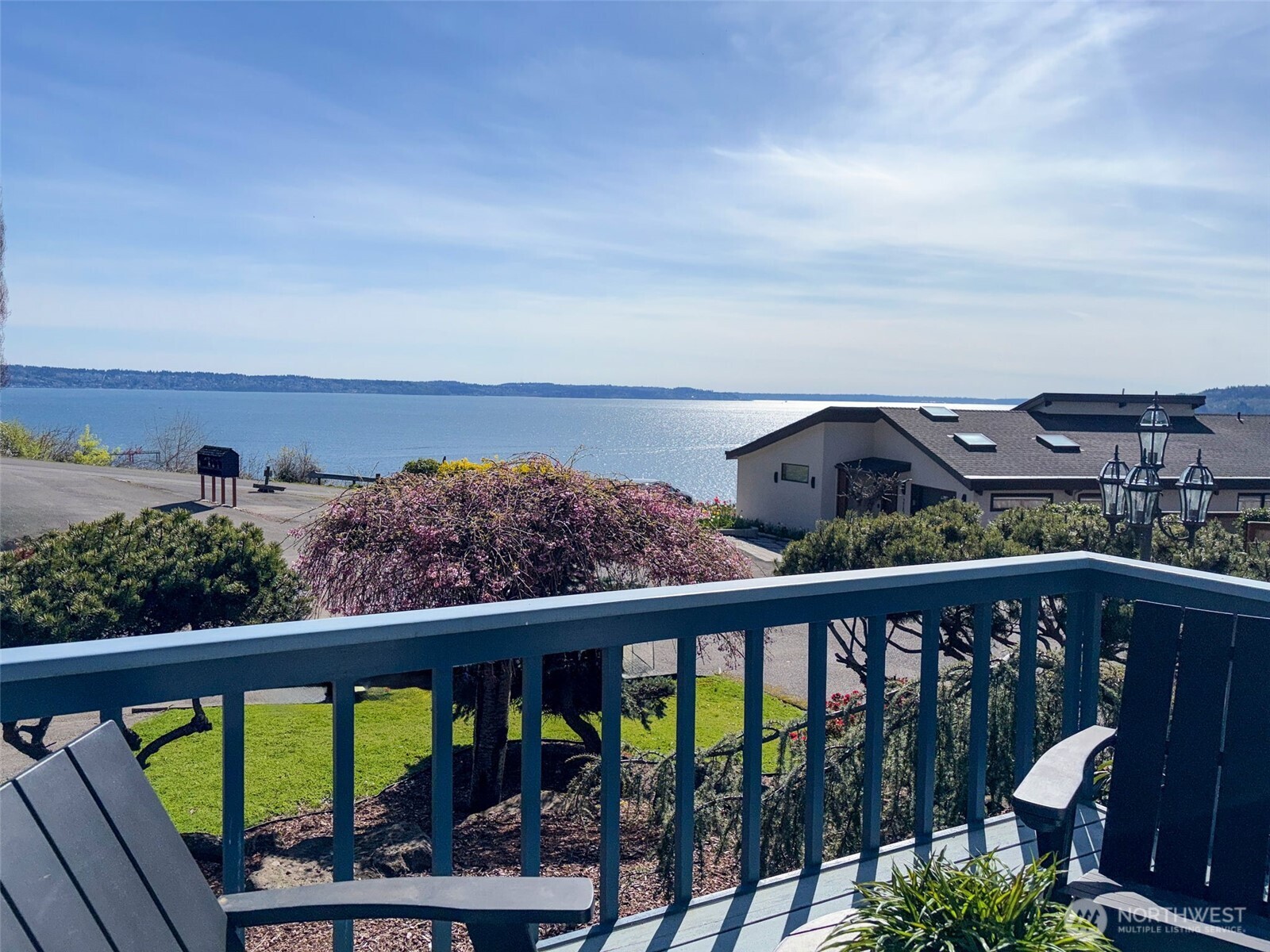 21550 1st Court S, Normandy Park, WA 98198