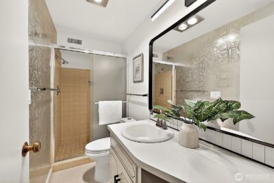 21550 1st Court S, Normandy Park, WA 98198 - Photo 32