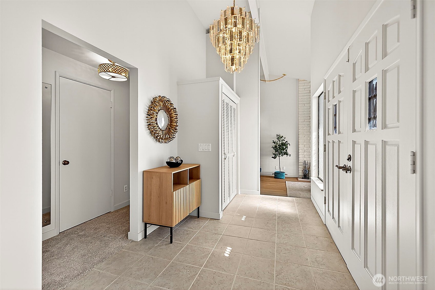 21550 1st Court S, Normandy Park, WA 98198