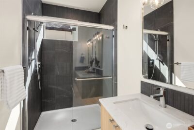 10829 11th Avenue NE, Seattle, WA 98125 - Photo 21