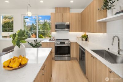 10829 11th Avenue NE, Seattle, WA 98125 - Photo 4