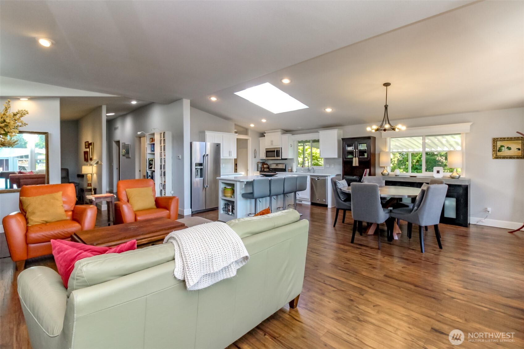 2101 S 324th Street #11, Federal Way, WA 98003