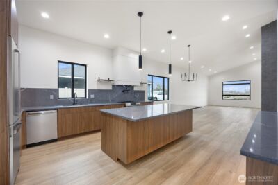 501 S Sand Dune Road , Moses Lake, WA 98837 - Photo 10
