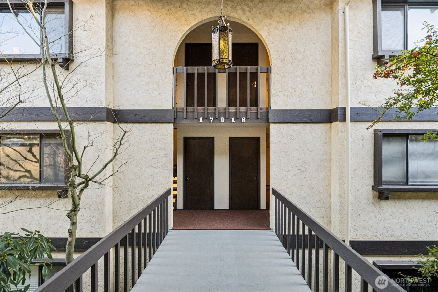 17918 23rd Lane NE #F#201, Shoreline, WA 98155