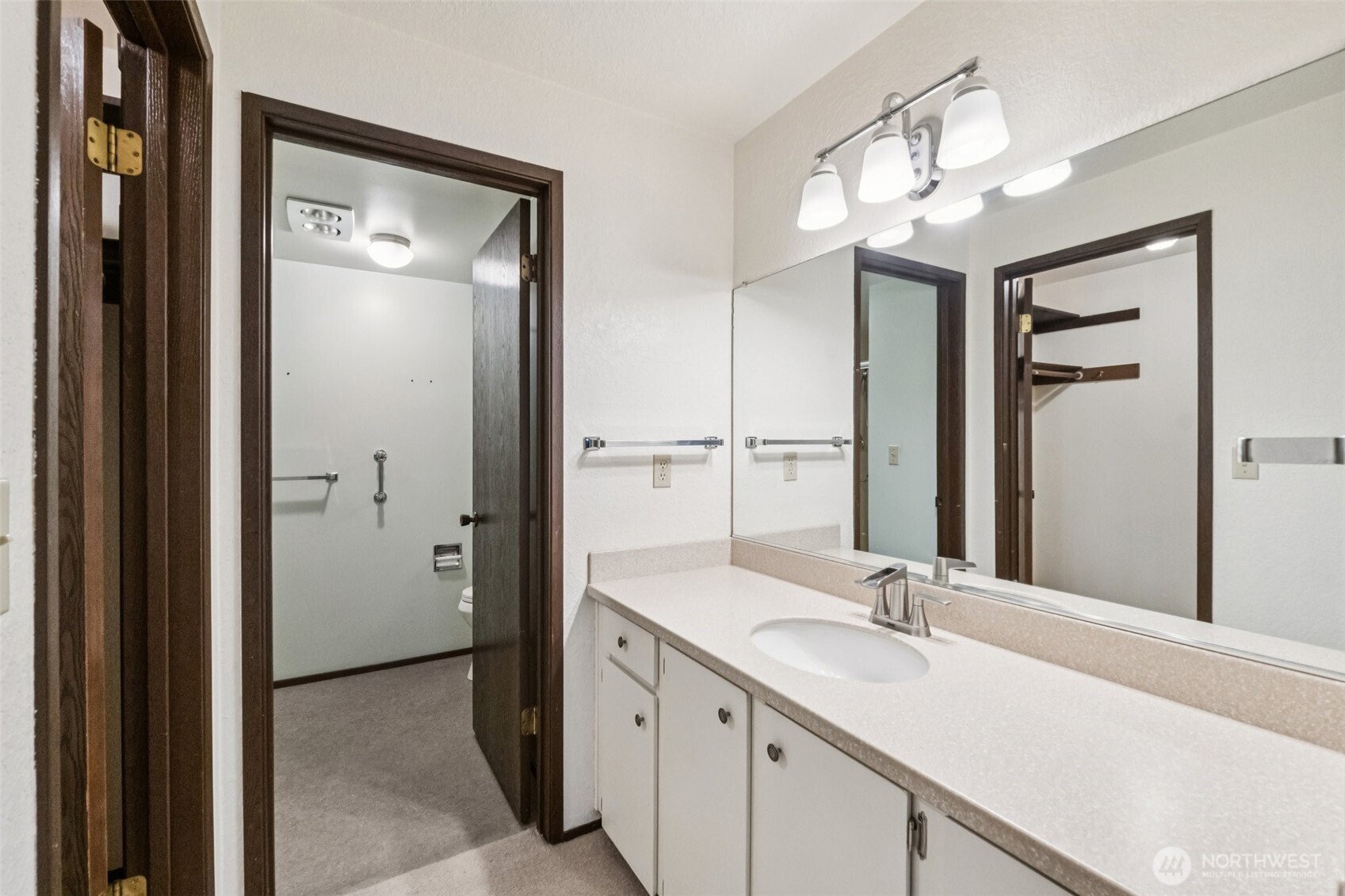 17918 23rd Lane NE #F#201, Shoreline, WA 98155