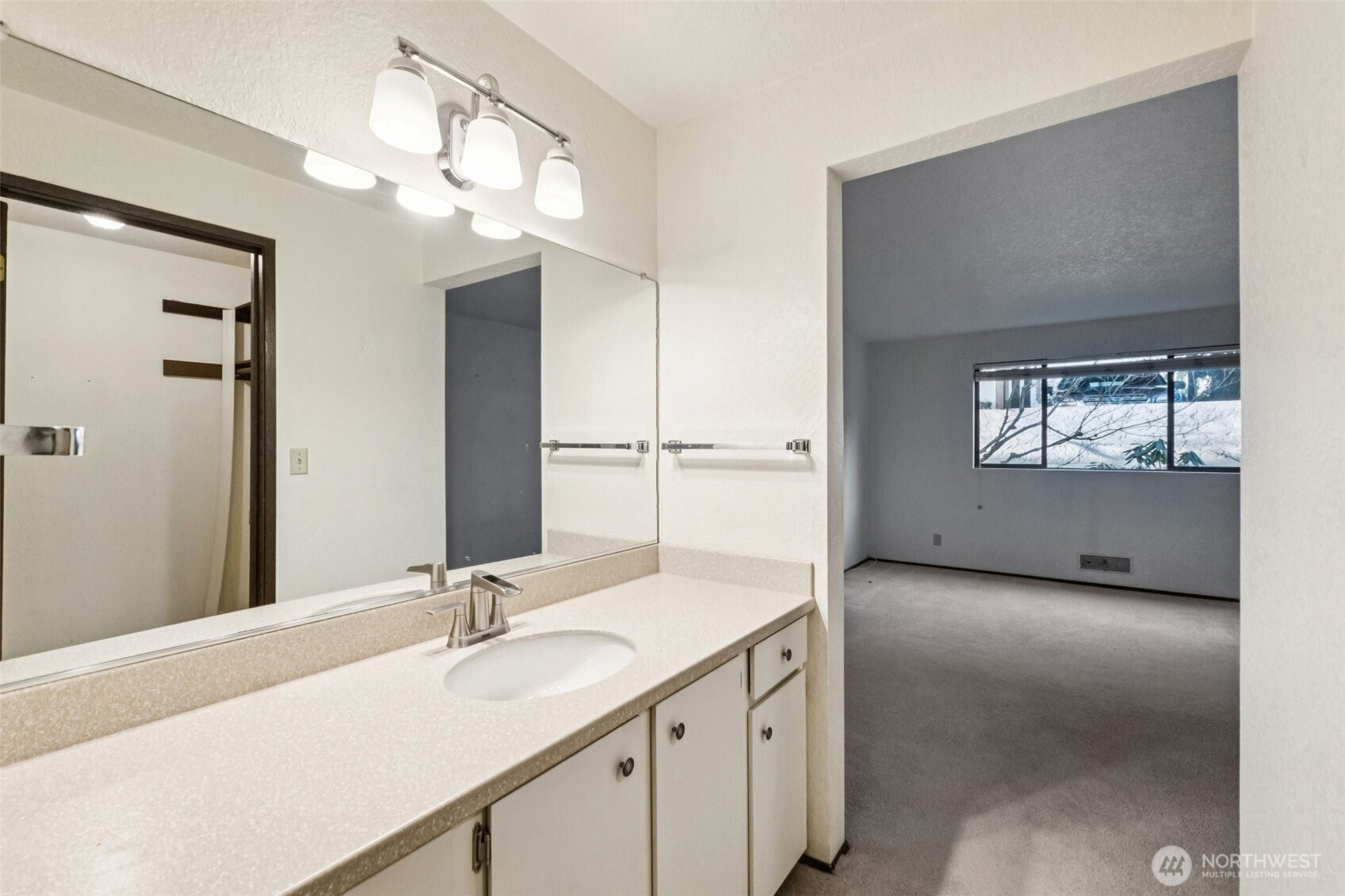 17918 23rd Lane NE #F#201, Shoreline, WA 98155