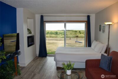 304 14th Street NW #117, Long Beach, WA 98631 - Photo 2