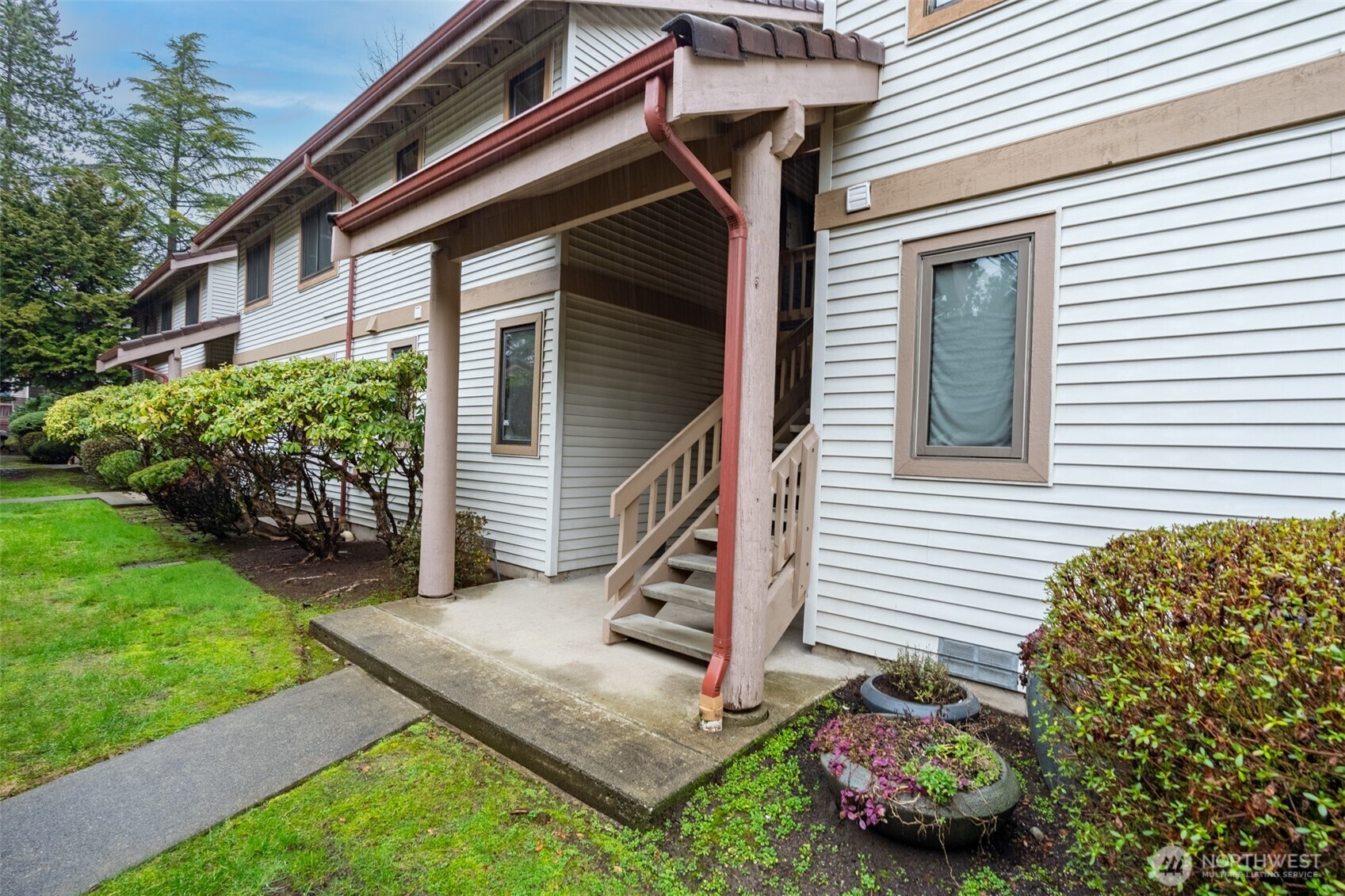 17306 119th Lane SE #M11, Renton, WA 98058