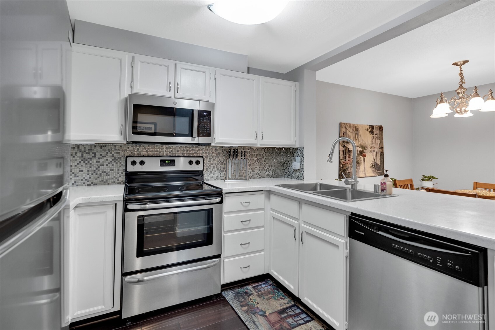 17306 119th Lane SE #M11, Renton, WA 98058