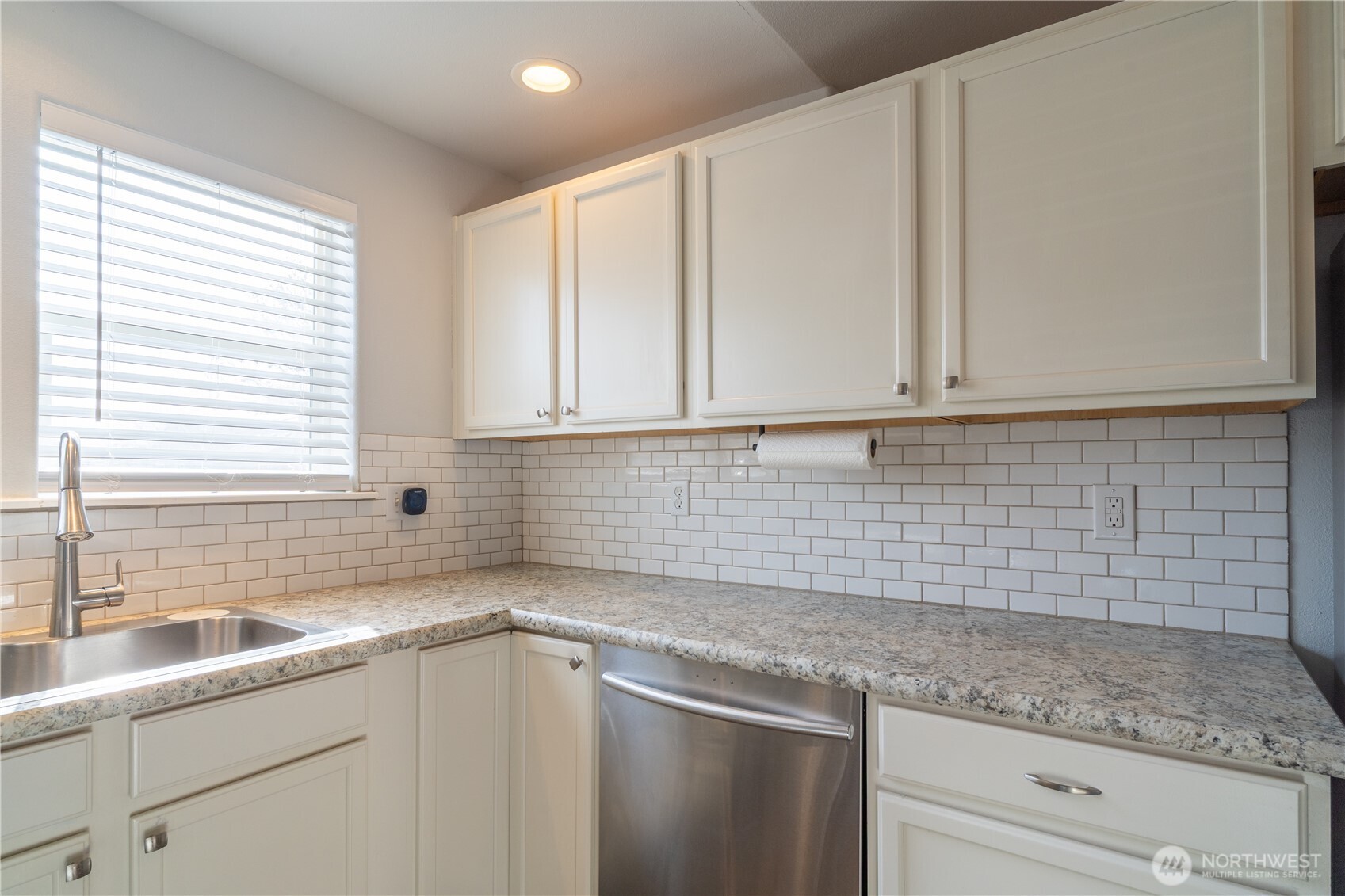 1412 E Megan Drive , Moses Lake, WA 98837