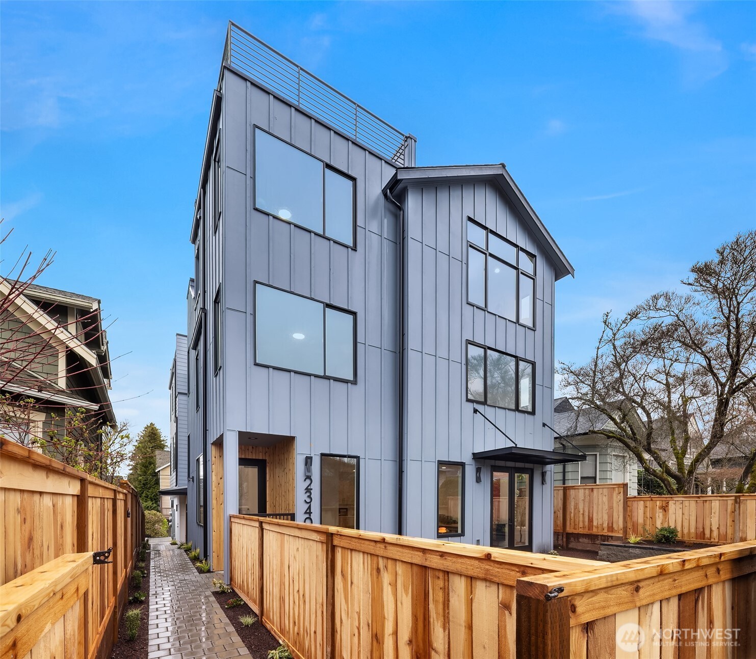 2340 N 64th Street #A, Seattle, WA 98103