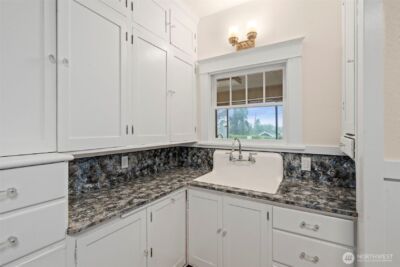 26 SE Spring Street , Chehalis, WA 98532 - Photo 11