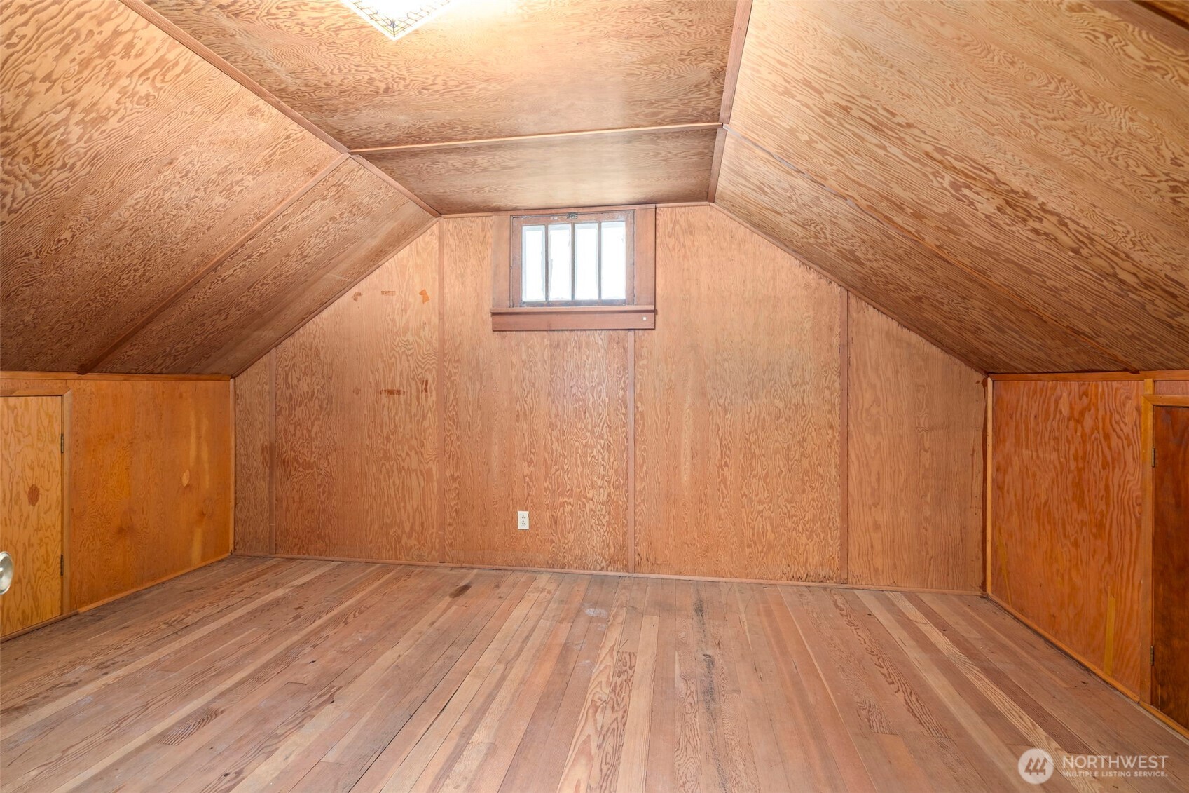 26 SE Spring Street , Chehalis, WA 98532