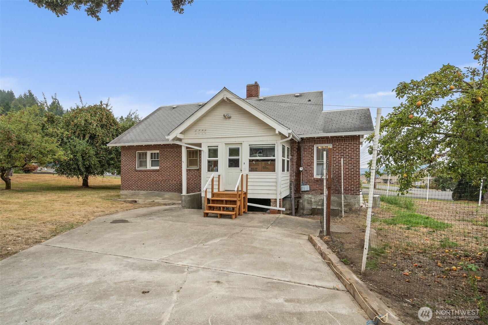 26 SE Spring Street , Chehalis, WA 98532