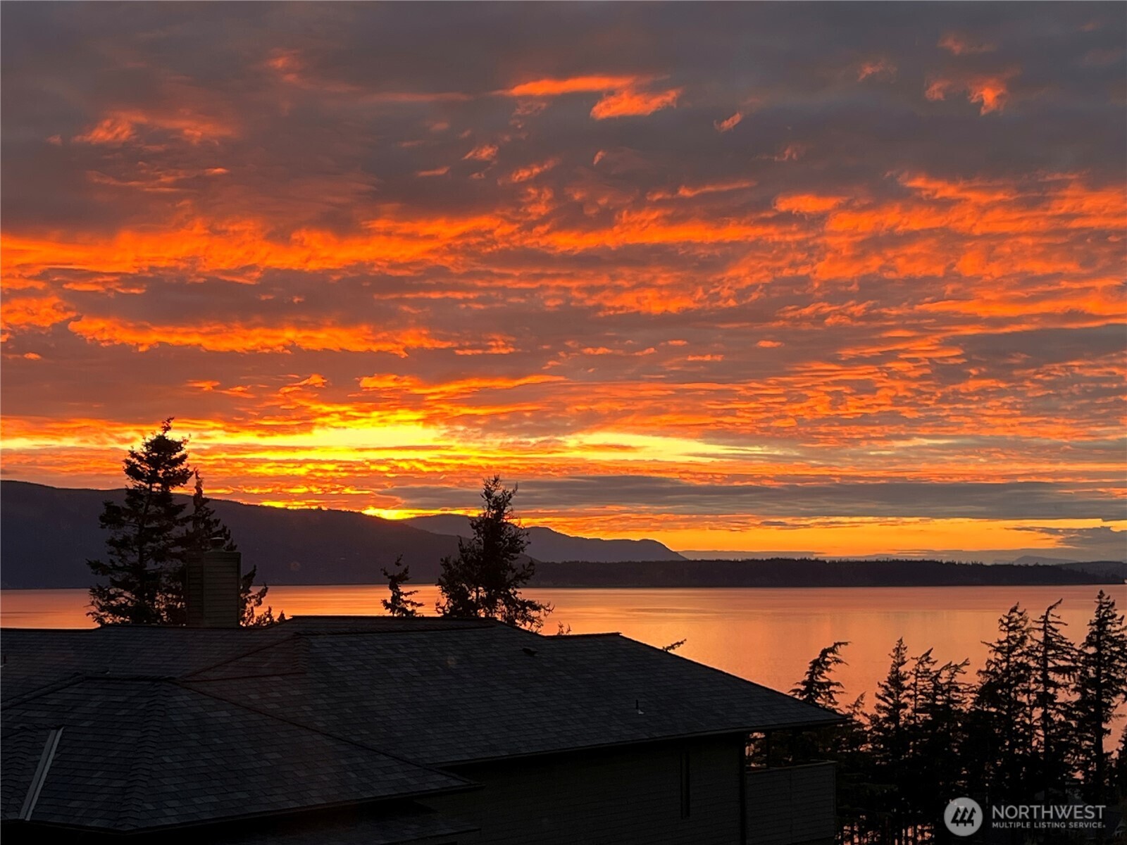 414 S Clarkwood Drive , Bellingham, WA 98225
