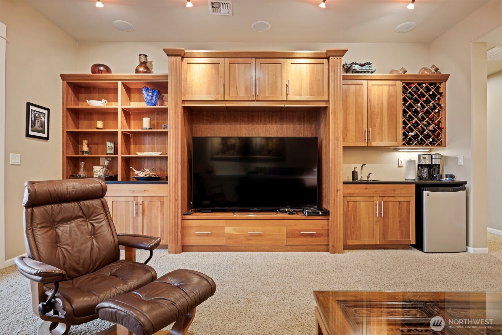 414 S Clarkwood Drive , Bellingham, WA 98225
