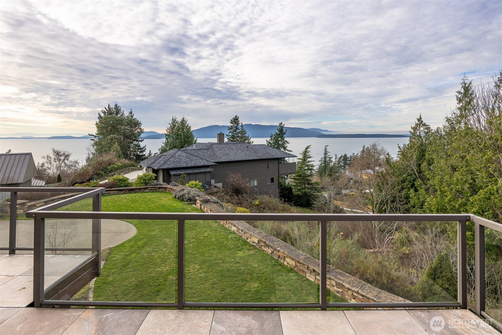 414 S Clarkwood Drive , Bellingham, WA 98225