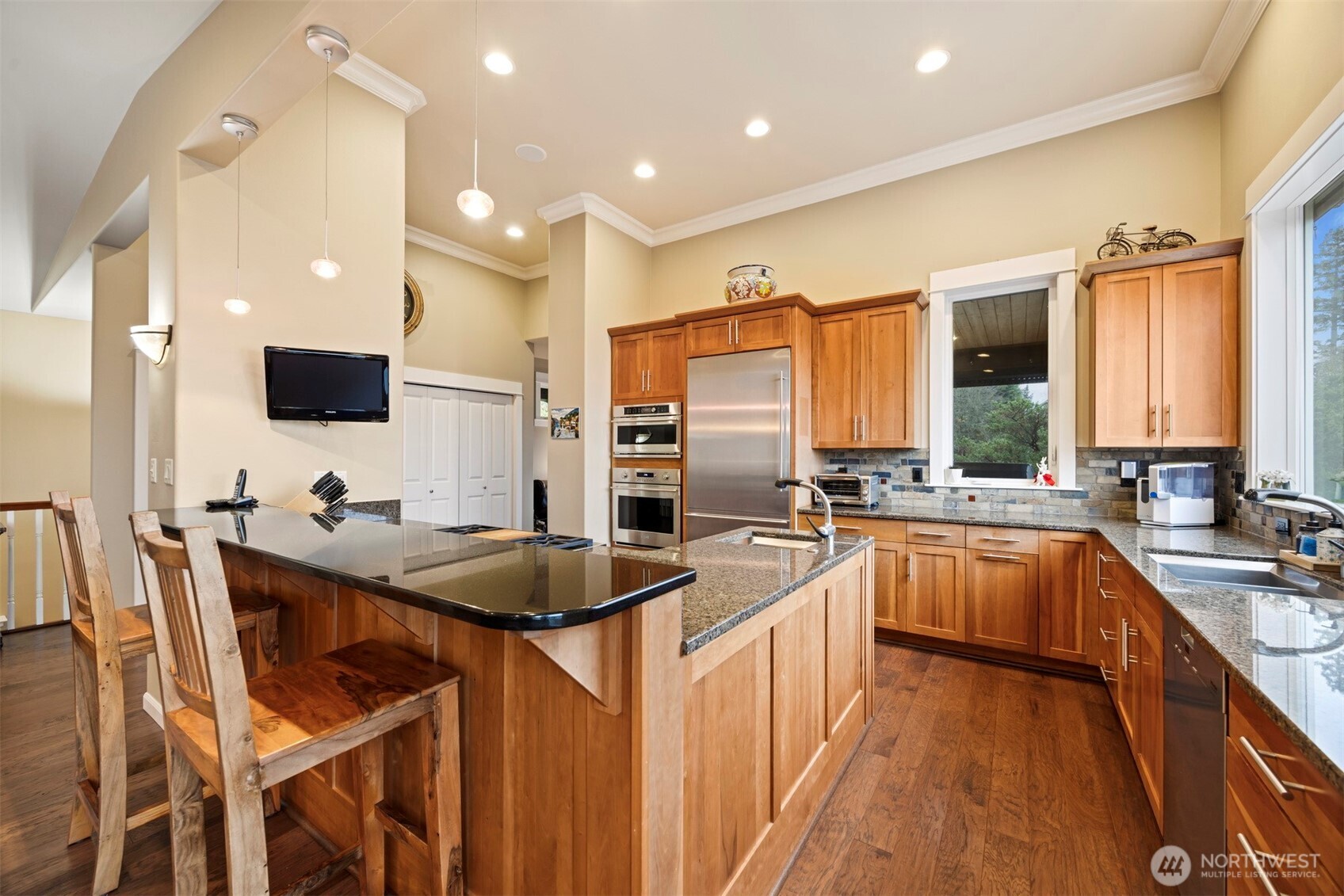 414 S Clarkwood Drive , Bellingham, WA 98225