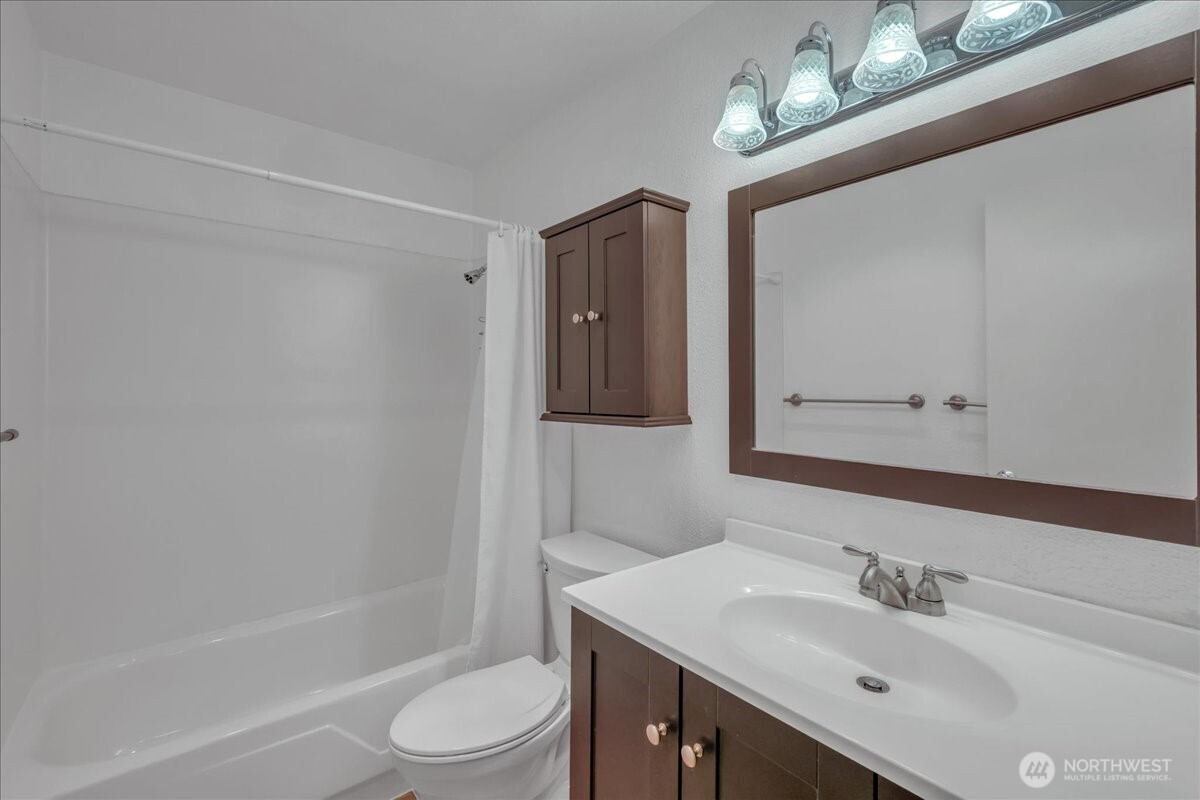12631 NE 9th Place #C305, Bellevue, WA 98005