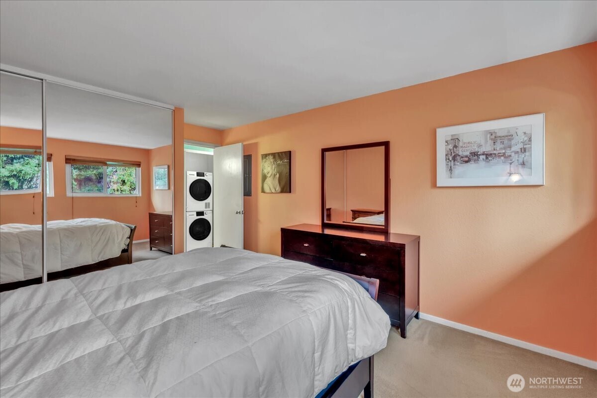 12631 NE 9th Place #C305, Bellevue, WA 98005