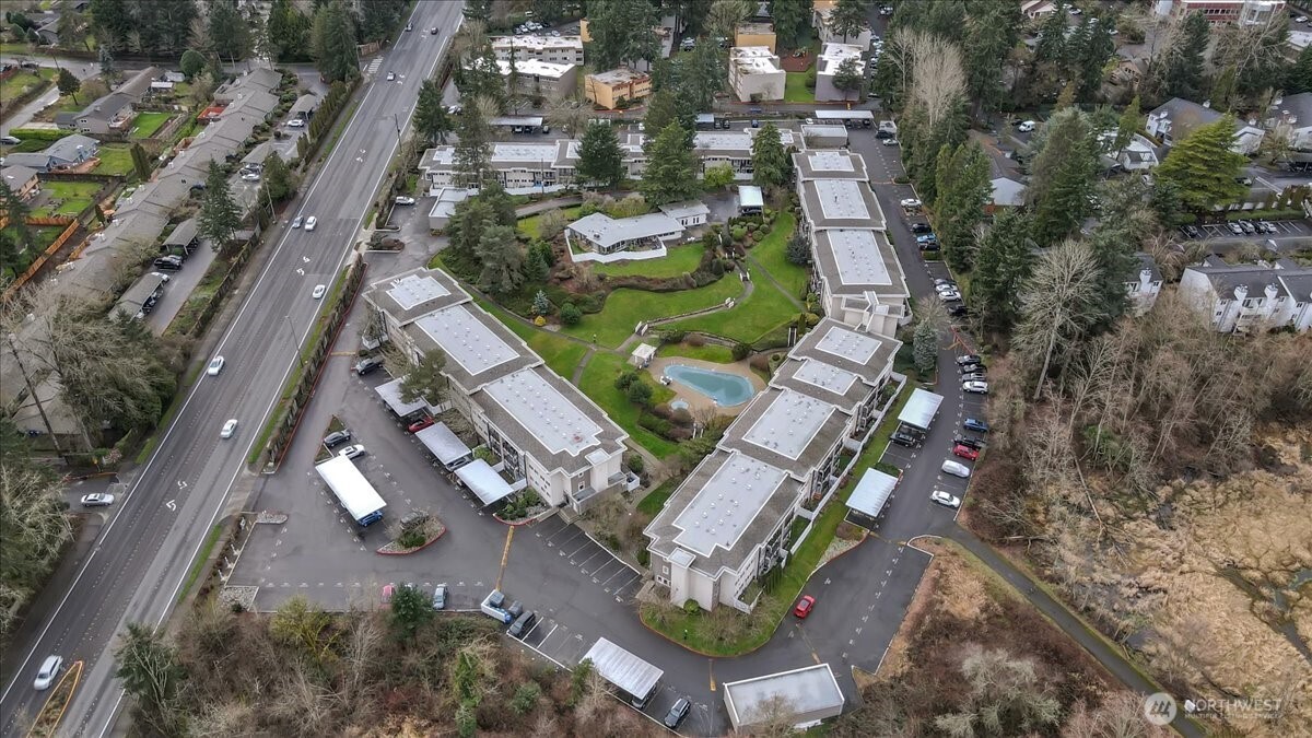 12631 NE 9th Place #C305, Bellevue, WA 98005