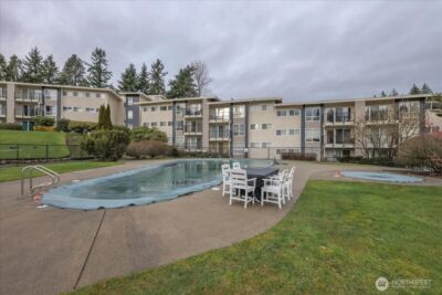 12631 NE 9th Place #C305, Bellevue, WA 98005 - Photo 31