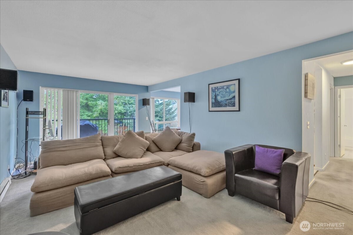 12631 NE 9th Place #C305, Bellevue, WA 98005