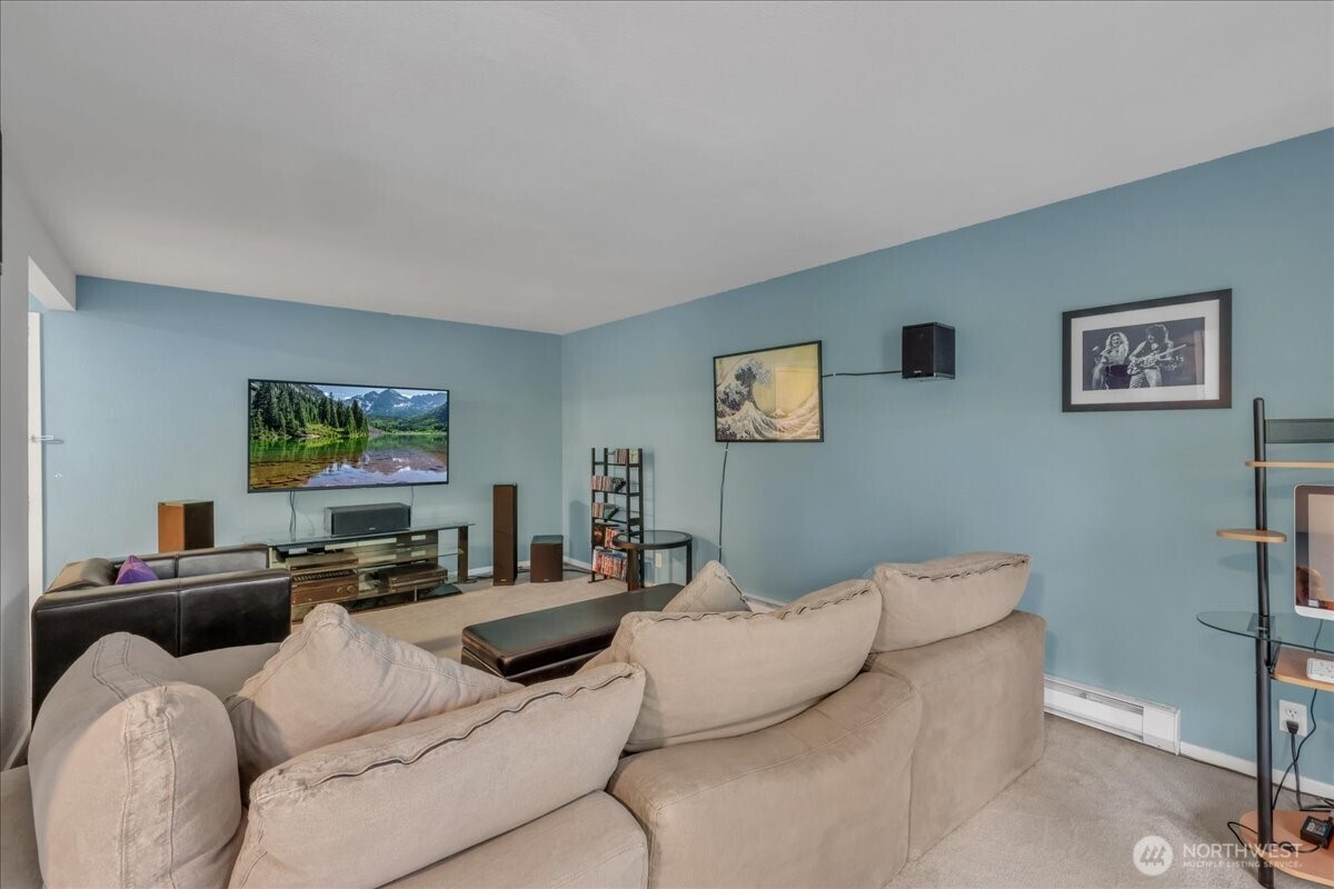 12631 NE 9th Place #C305, Bellevue, WA 98005
