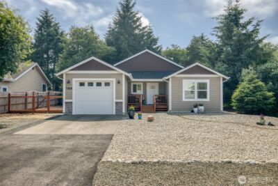 789 Island Circle SE, Ocean Shores, WA 98569 - Photo 31