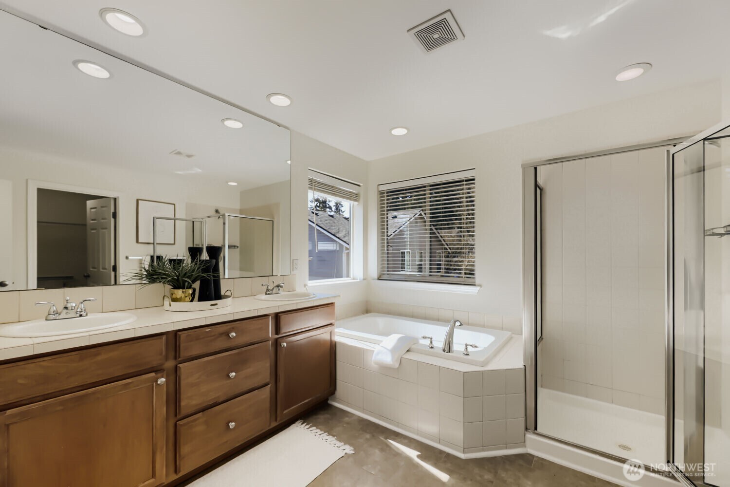 12933 NE 203rd Street , Woodinville, WA 98072