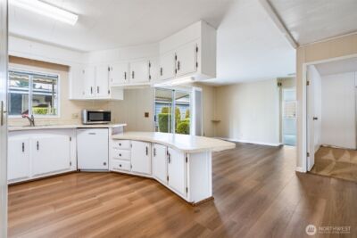 201 Union Avenue SE #111, Renton, WA 98059 - Photo 9