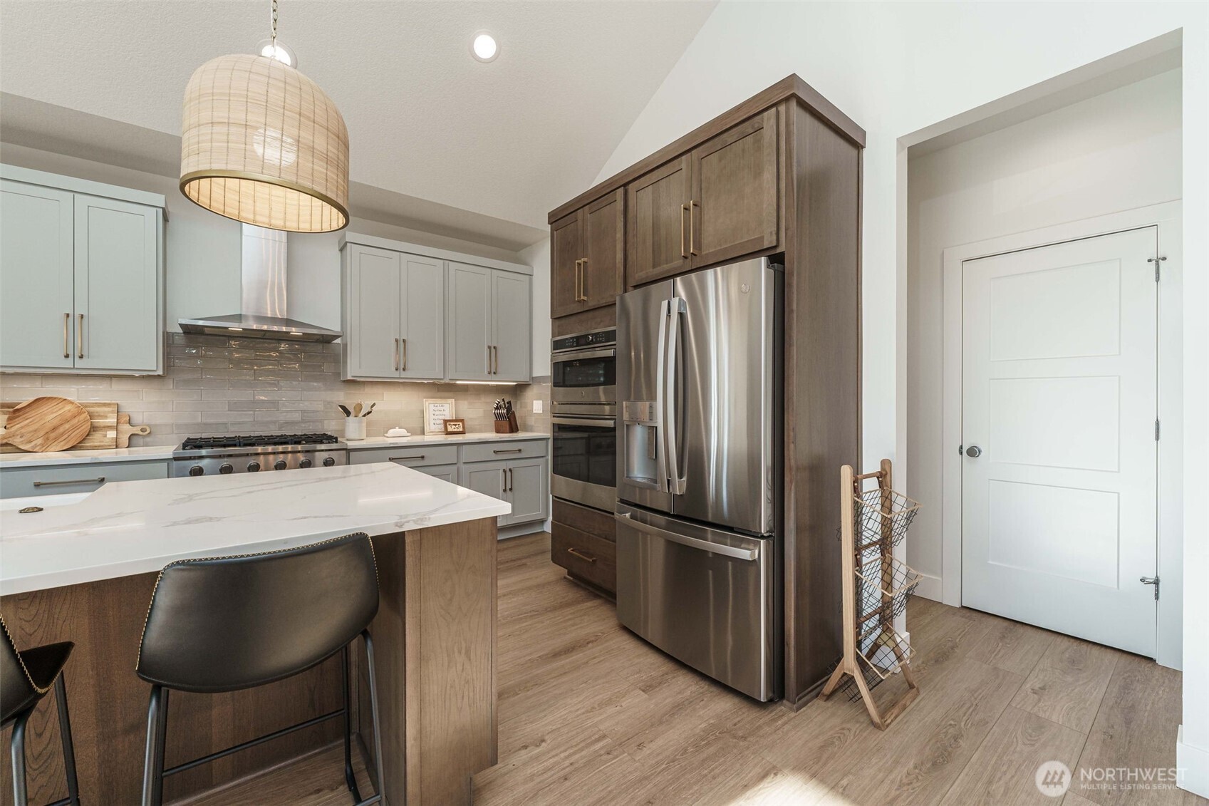 800 E 37th Street , Vancouver, WA 98663