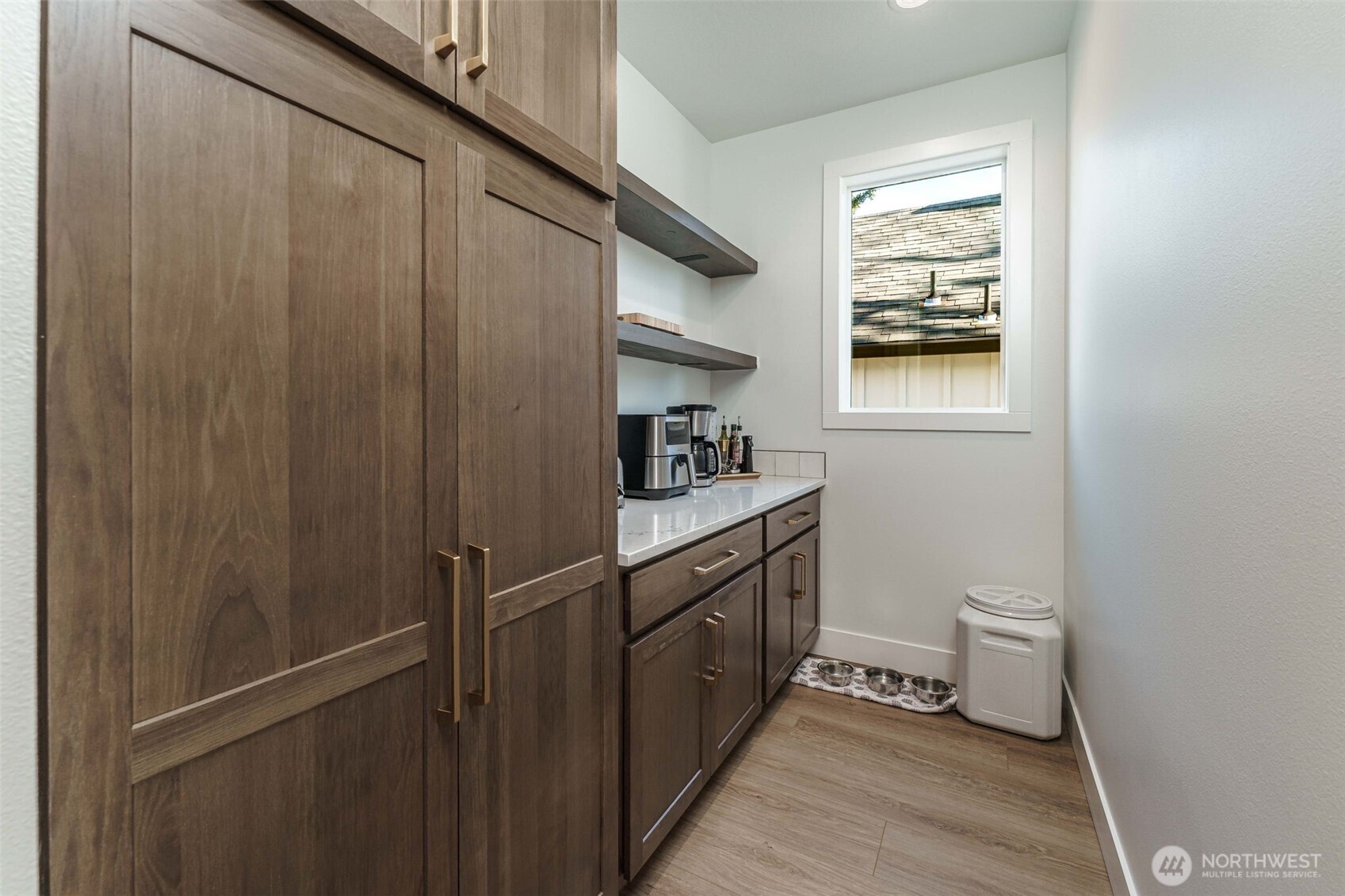 800 E 37th Street , Vancouver, WA 98663