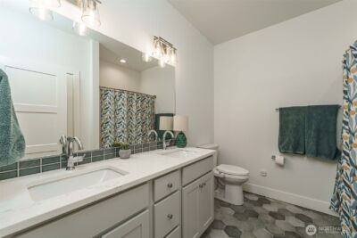 800 E 37th Street , Vancouver, WA 98663 - Photo 30