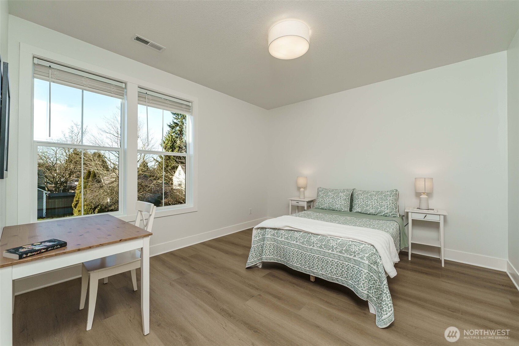 800 E 37th Street , Vancouver, WA 98663