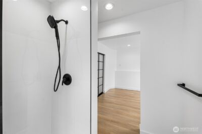 4047 25TH Avenue W, Seattle, WA 98199 - Photo 13