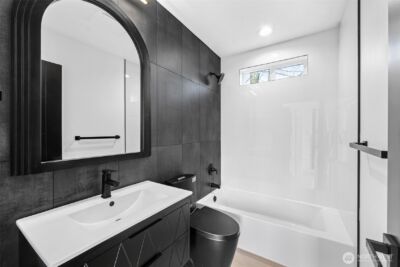 4047 25TH Avenue W, Seattle, WA 98199 - Photo 9